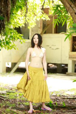 艾曼纽环游地球